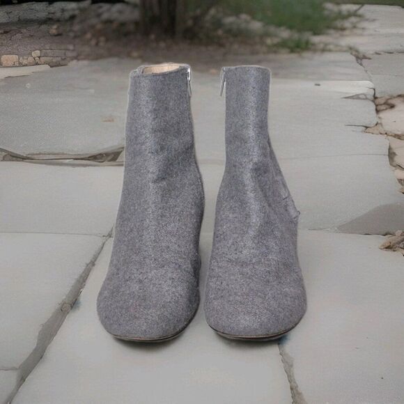 NIB Nine West Gray Wool Blend Block Heel Ankle Boots Women's Size 9 - Picture 3 of 7